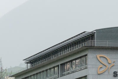 Spital Nidwalden - Fassade quer